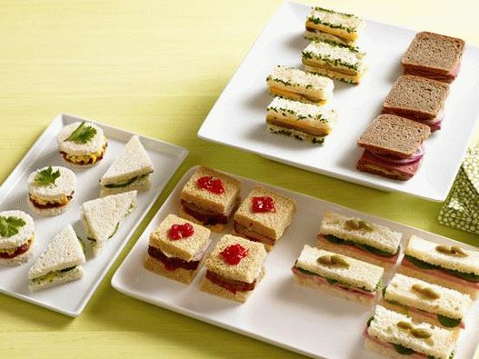 Fotografija 50 receptov britanskih mini čajnih sendvičev