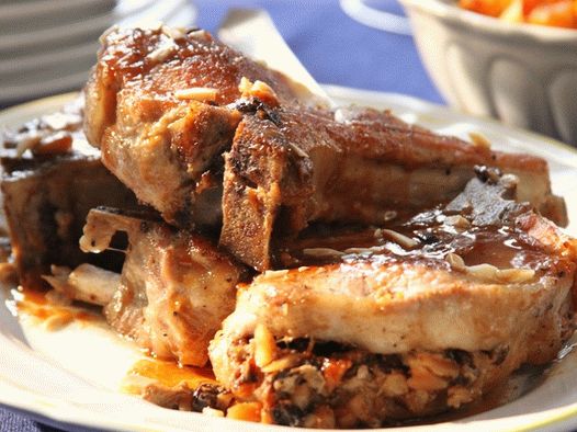 Foto polnjeni svinjski kotleti z ledjem