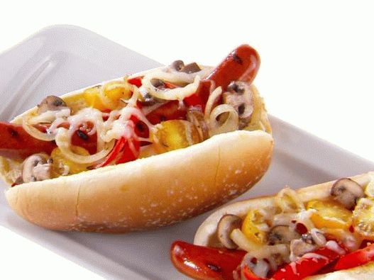 Photo Hot Dog z gobami in mocarelo