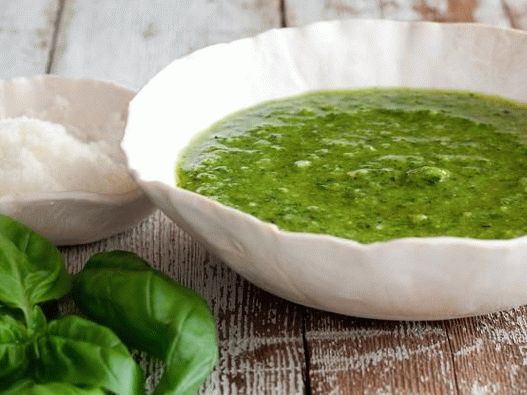 Foto klasična pesto omaka