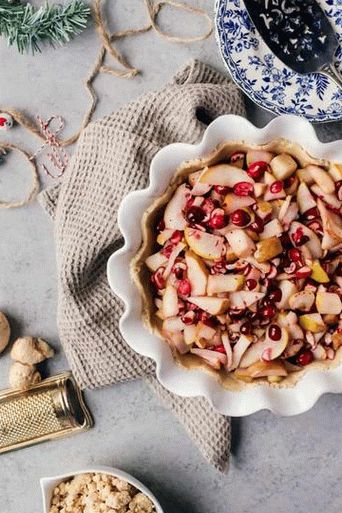 Fotografija Crostata s hruškami in brusnicami