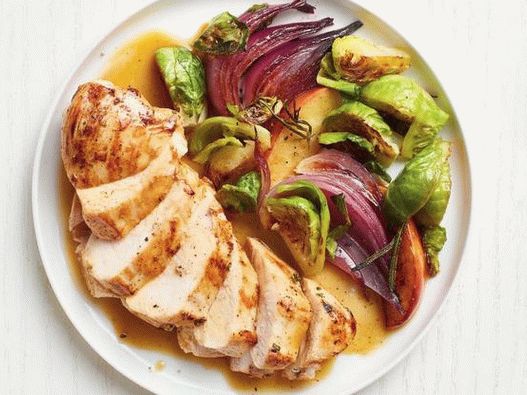 Foto piščančji in brstični ohrovt z omako iz jabolčnega soka