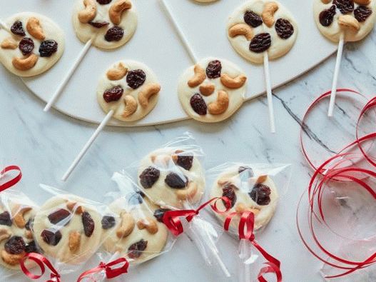 Fotografija lizike iz bele čokolade