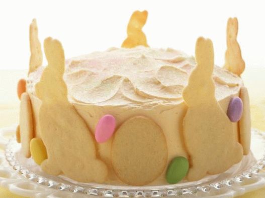 Fotografska velikonočna torta z limonino malino