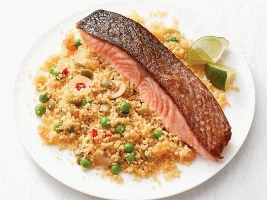 Foto losos s kuskusom in grahom