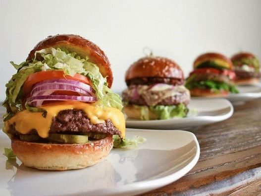 Najboljši fotografi za recepte iz Cheeseburgerja