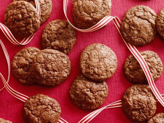 Fotografija posode - Čokoladni brownie z oreščki