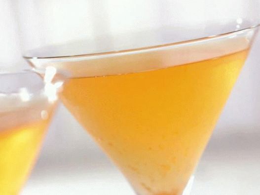 Fotografija Martinija z začimbami za bučno pito