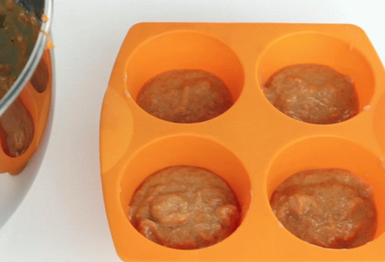 Slike po naročilu dajo korenčkovo testo v kalupe