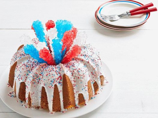 Foto praznična banditska torta