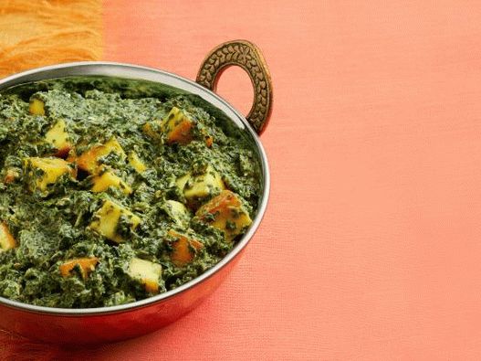 Photo Saag Paneer - indijski sir s špinačo