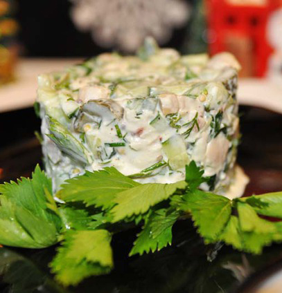 Kuhana perutninska solata