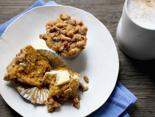 Fotografija bučnega muffina s Shtreisel