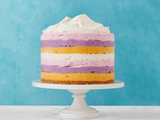 Fotografija visoke puff sladoledne torte