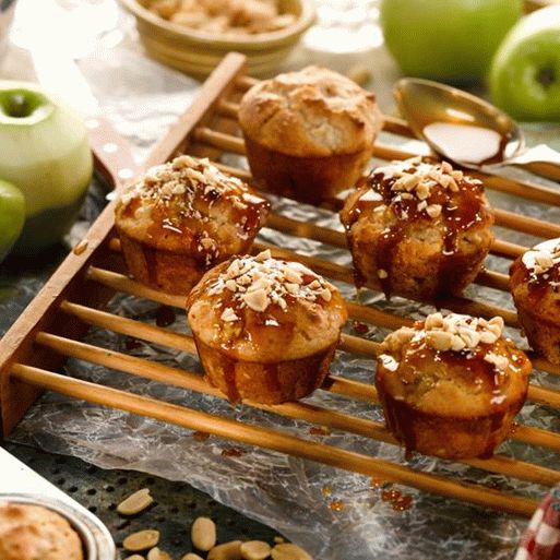 Foto jabolčno-vaniljevi mini muffini v jabolčni glazuri