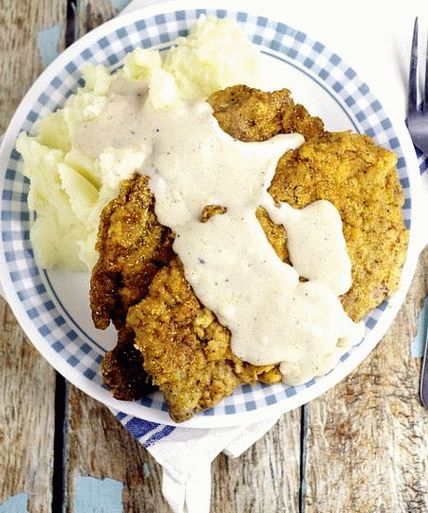 Foto ocvrti piščanec z mlekom Gravy